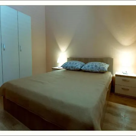 Apartment Lajci Murter